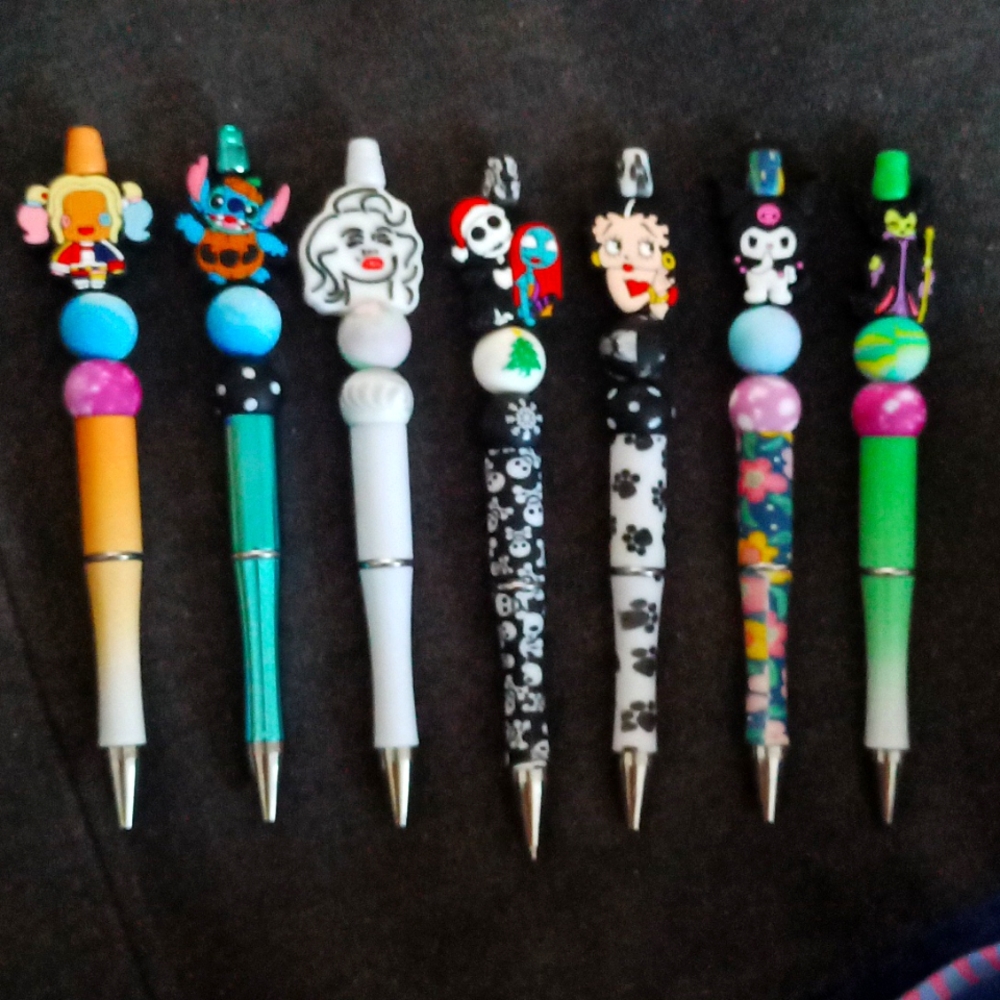 3 BEADED PENS blind bag